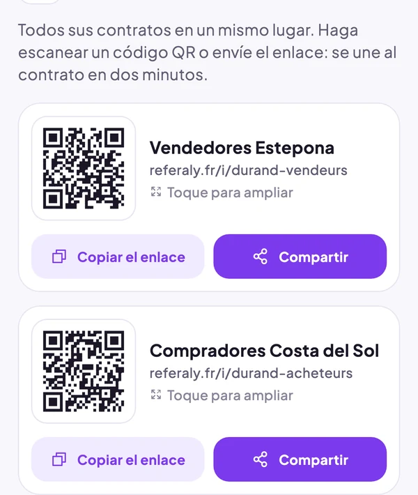 Dos contratos, cada uno con su código QR, Copiar el enlace y Compartir